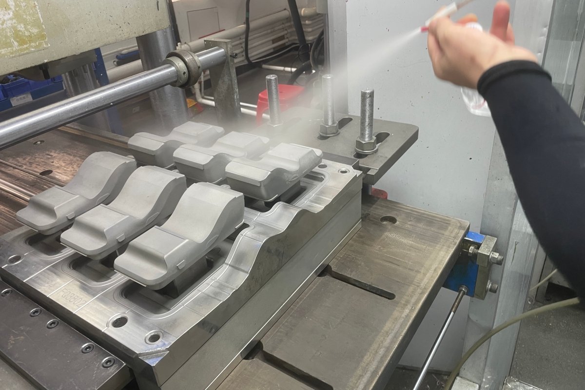 steel-mold