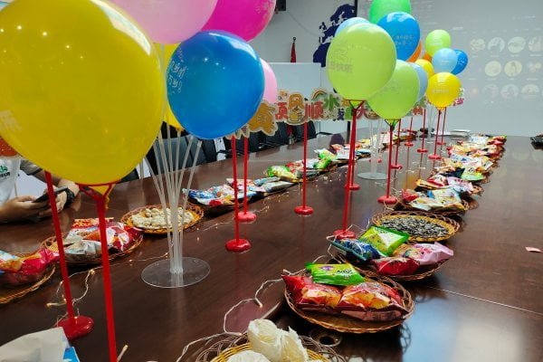 Dibo Tech silicone factory team birthday party table setup