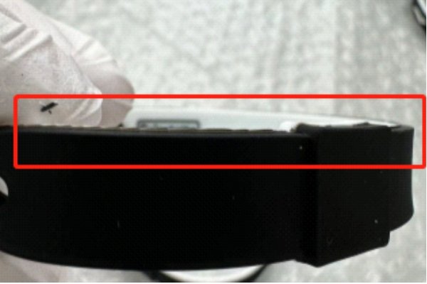 silicone grommet ring with heavy flash on the edge